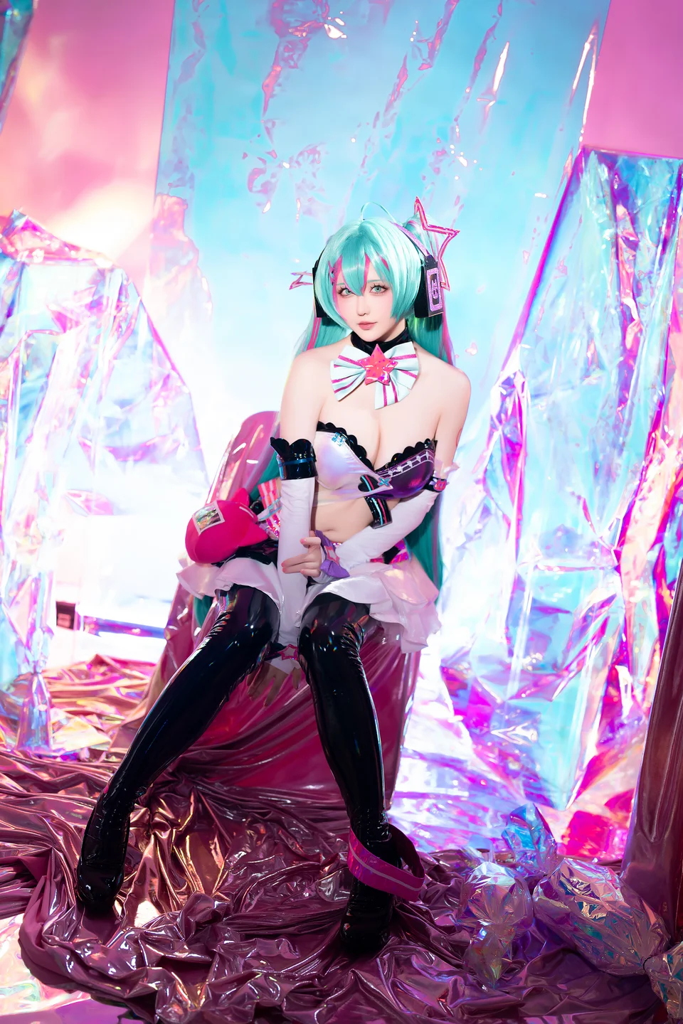 星之迟迟_2024年07月计划B_Miku初音未来_喵斯快跑_73P_1V tg@simisebaisi18.webp