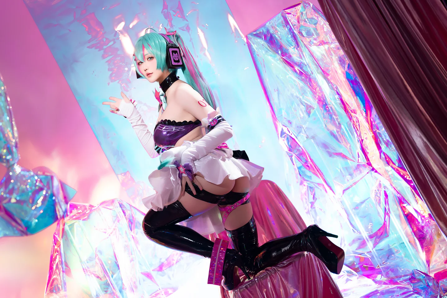 星之迟迟_2024年07月计划B_Miku初音未来_喵斯快跑_73P_1V tg@simisebaisi27.webp