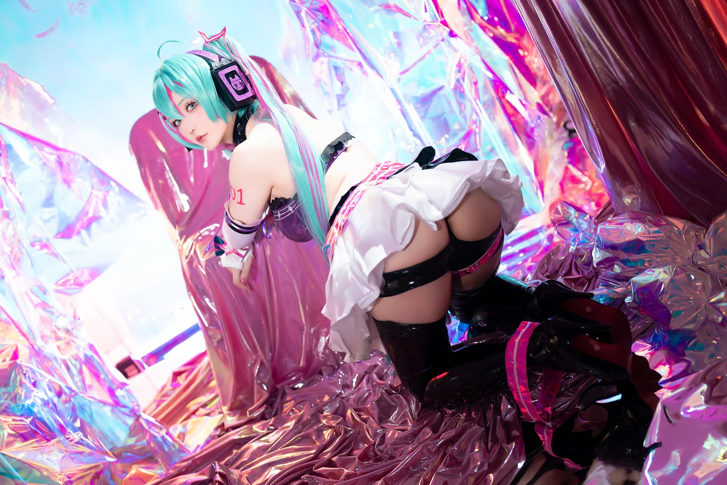 星之迟迟_2024年07月计划B_Miku初音未来_喵斯快跑_73P_1V tg@simisebaisi40.webp