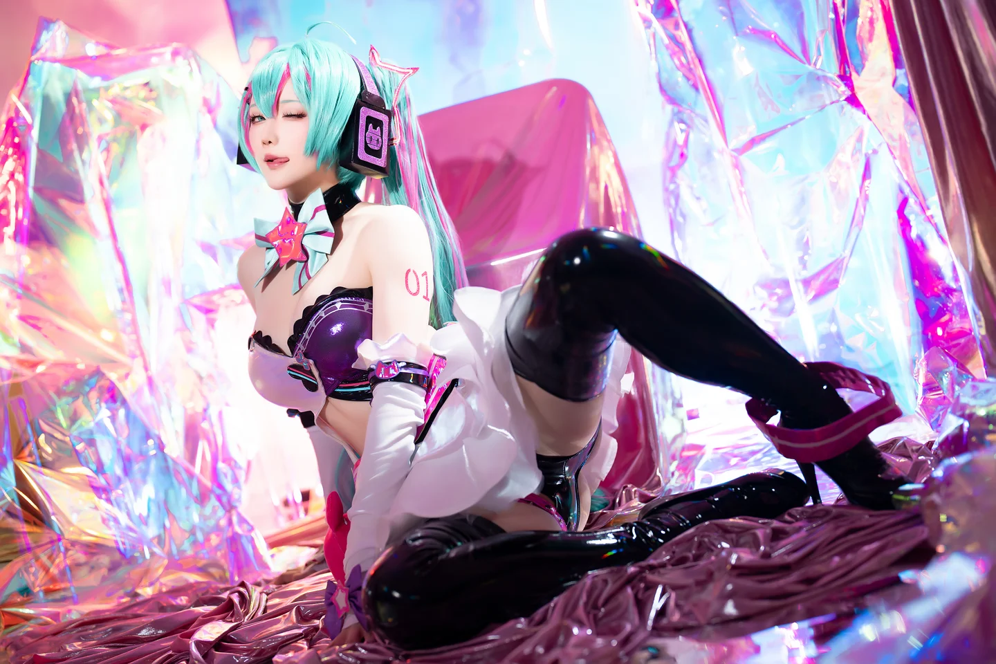 星之迟迟_2024年07月计划B_Miku初音未来_喵斯快跑_73P_1V tg@simisebaisi44.webp