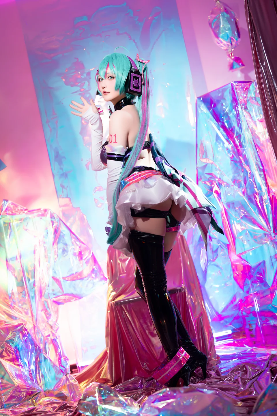 星之迟迟_2024年07月计划B_Miku初音未来_喵斯快跑_73P_1V tg@simisebaisi51.webp