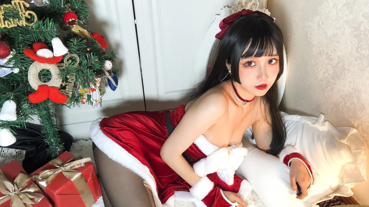 果咩酱w - 圣诞黑丝 [28P 3V] TG@simisebaisi017.webp