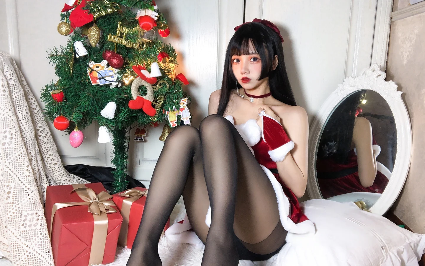 果咩酱w - 圣诞黑丝 [28P 3V] TG@simisebaisi021.webp
