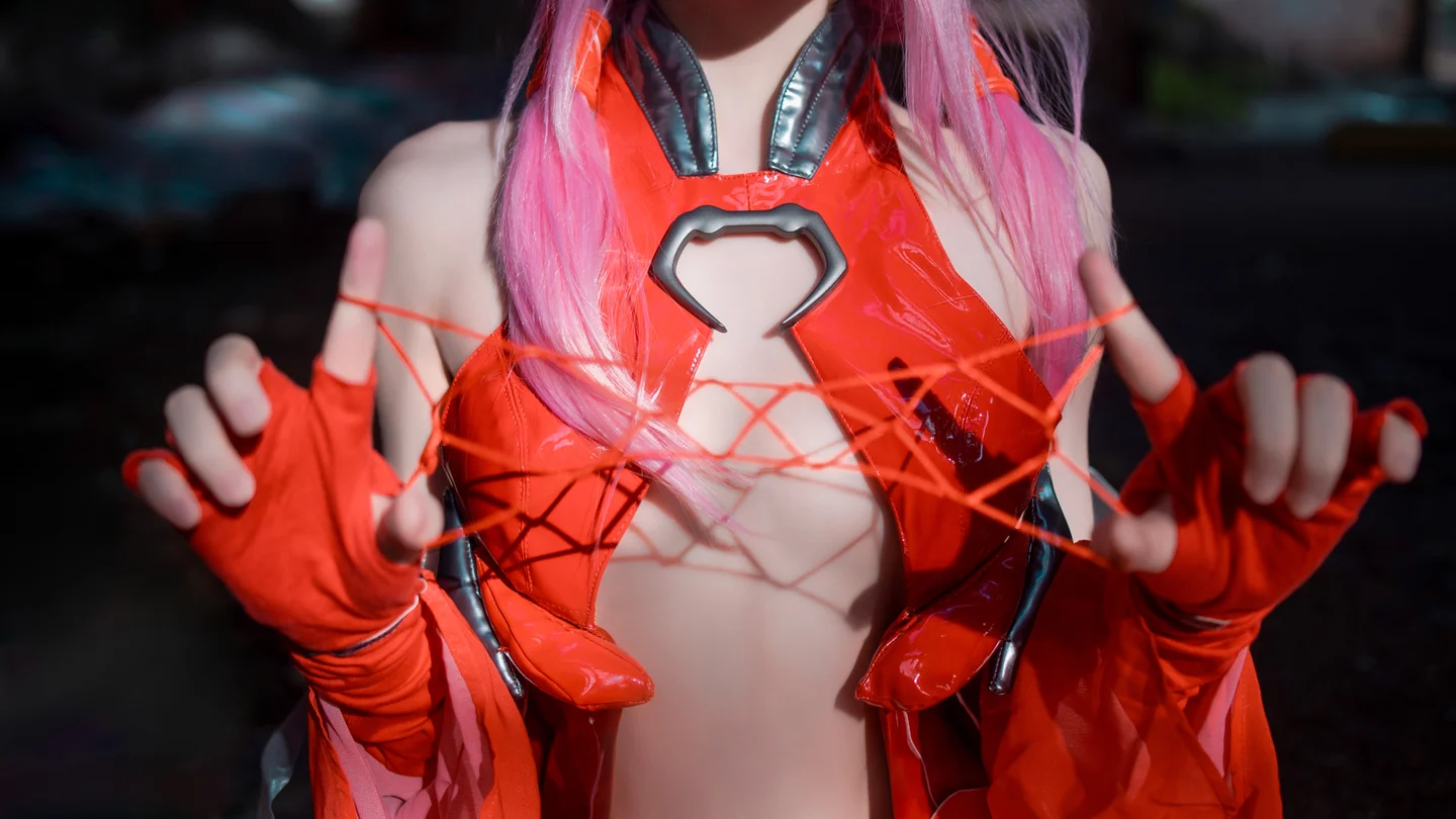 桜桃喵 - 罪恶王冠·楪祈 [48P,3V-882M] 010.webp