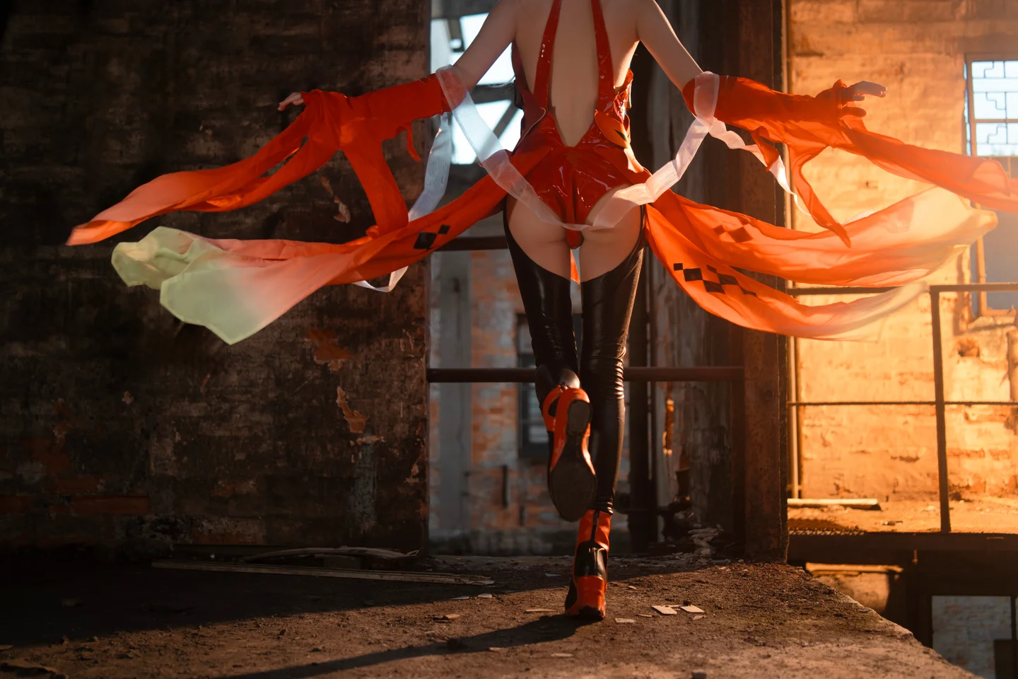 桜桃喵 - 罪恶王冠·楪祈 [48P,3V-882M] 027.webp