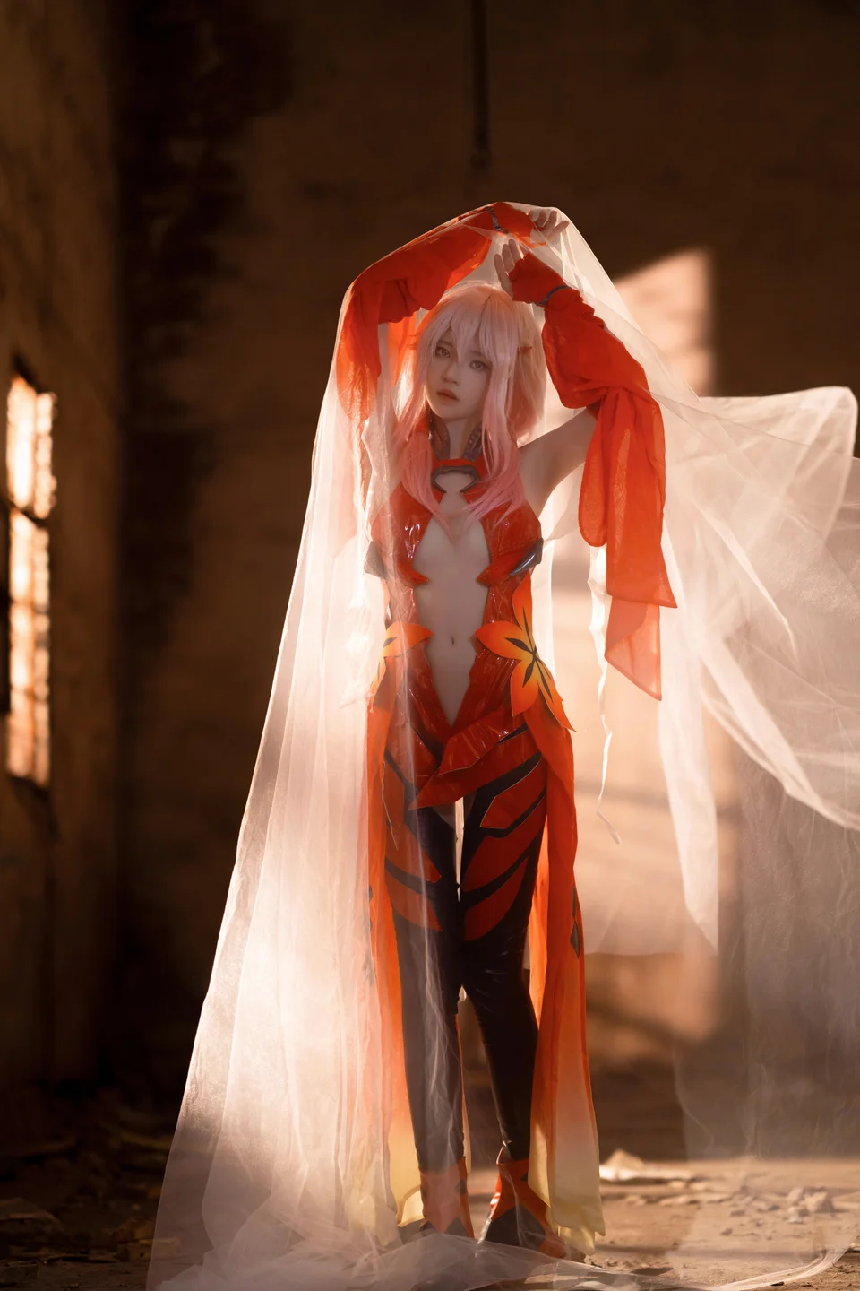 桜桃喵 - 罪恶王冠·楪祈 [48P,3V-882M] 038.webp