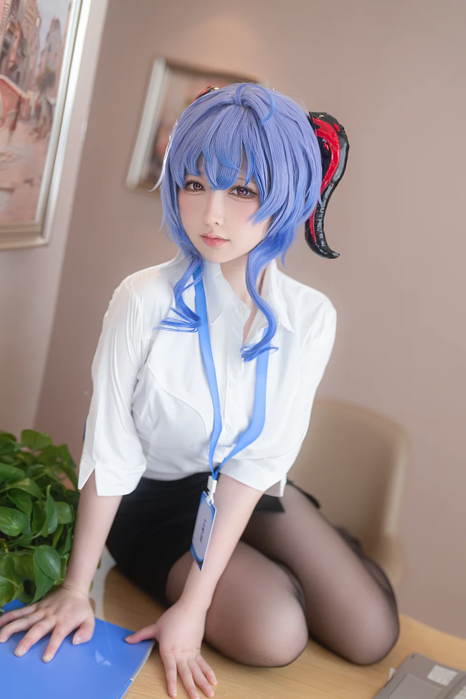 樱梨梨Eriri - 原神 甘雨小秘书 [30P] 20241011-235208(12).webp