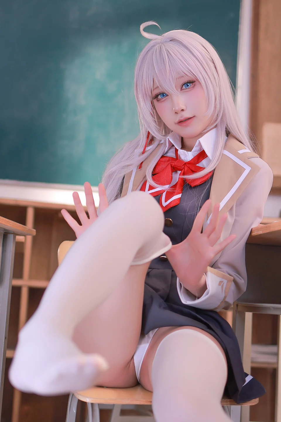 水淼aqua_Fantia2024年11月订阅_Alya_艾莉同学_91P tg@simisebaisi17.webp