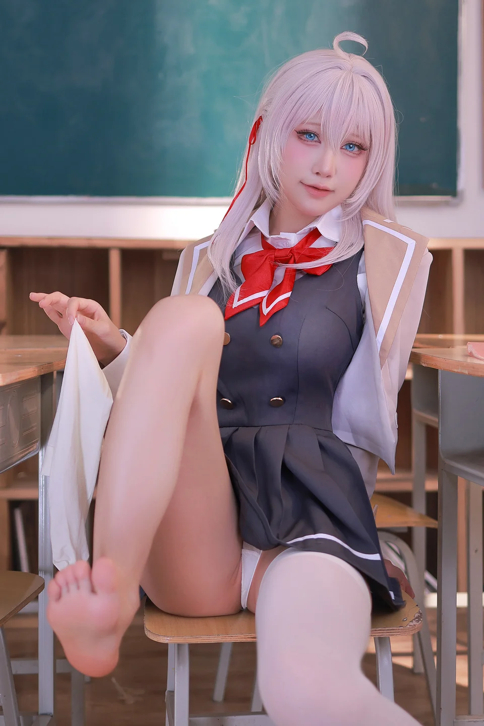 水淼aqua_Fantia2024年11月订阅_Alya_艾莉同学_91P tg@simisebaisi18.webp