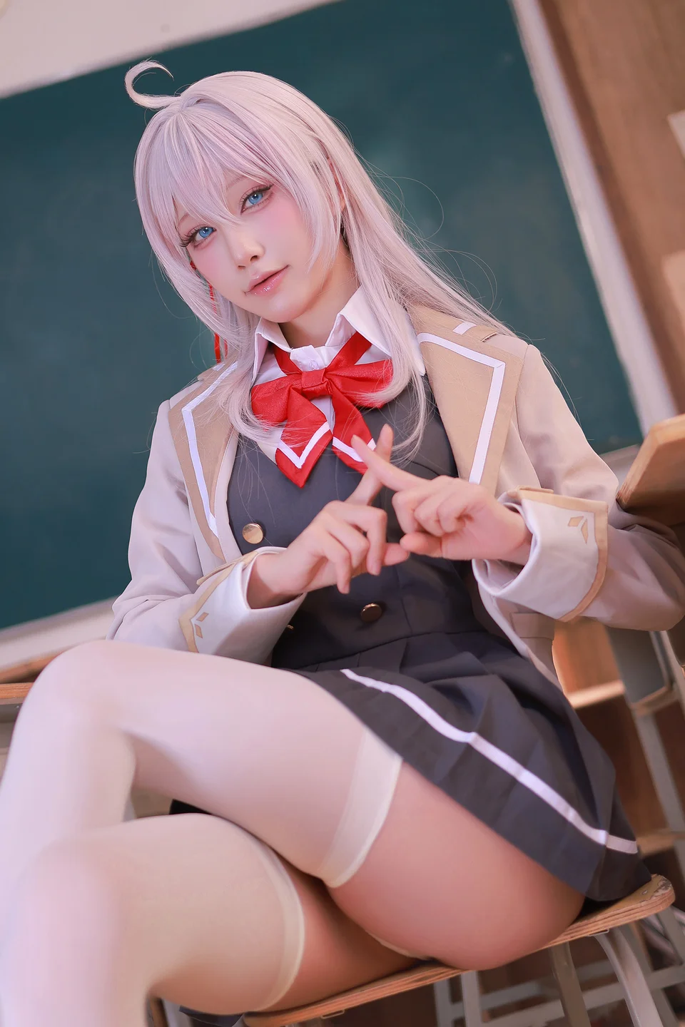 水淼aqua_Fantia2024年11月订阅_Alya_艾莉同学_91P tg@simisebaisi2.webp