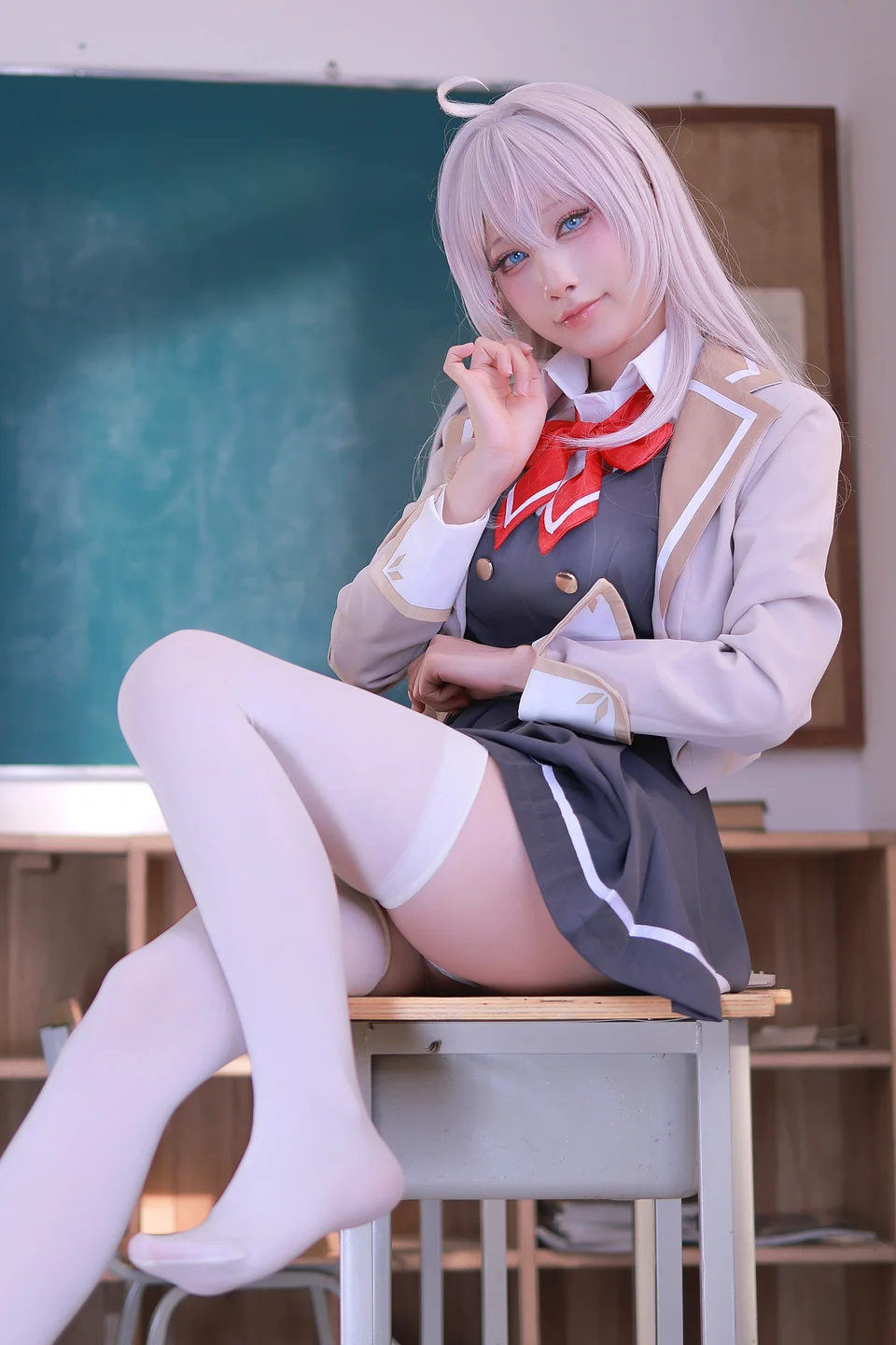 水淼aqua_Fantia2024年11月订阅_Alya_艾莉同学_91P tg@simisebaisi22.webp