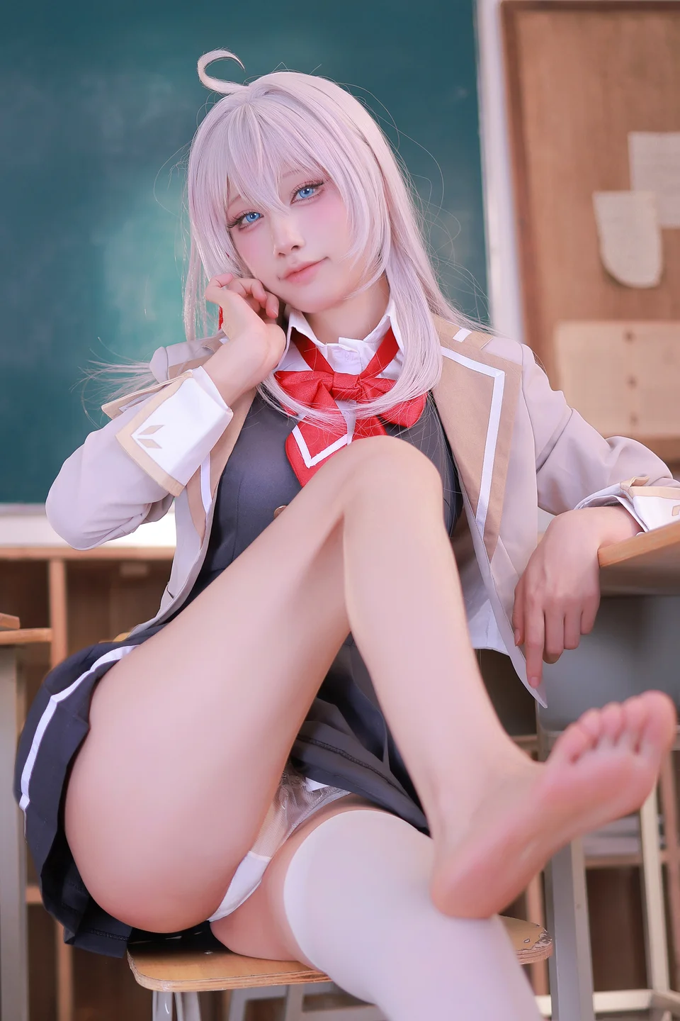 水淼aqua_Fantia2024年11月订阅_Alya_艾莉同学_91P tg@simisebaisi24.webp
