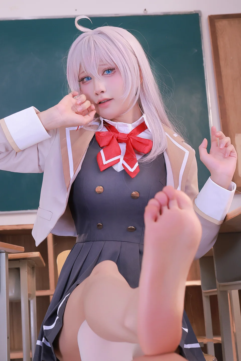 水淼aqua_Fantia2024年11月订阅_Alya_艾莉同学_91P tg@simisebaisi30.webp