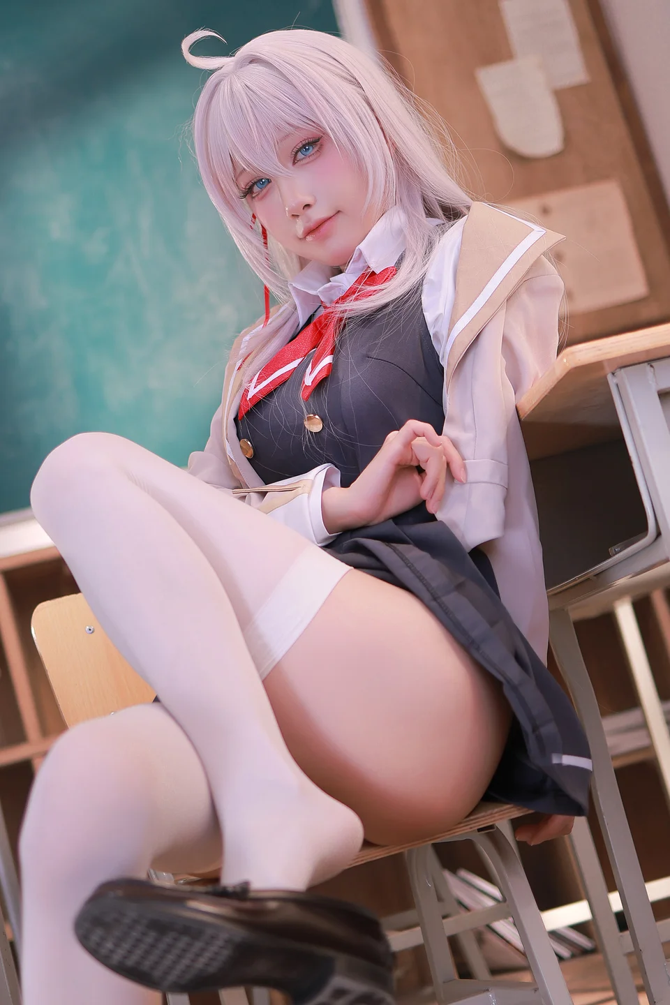 水淼aqua_Fantia2024年11月订阅_Alya_艾莉同学_91P tg@simisebaisi5.webp