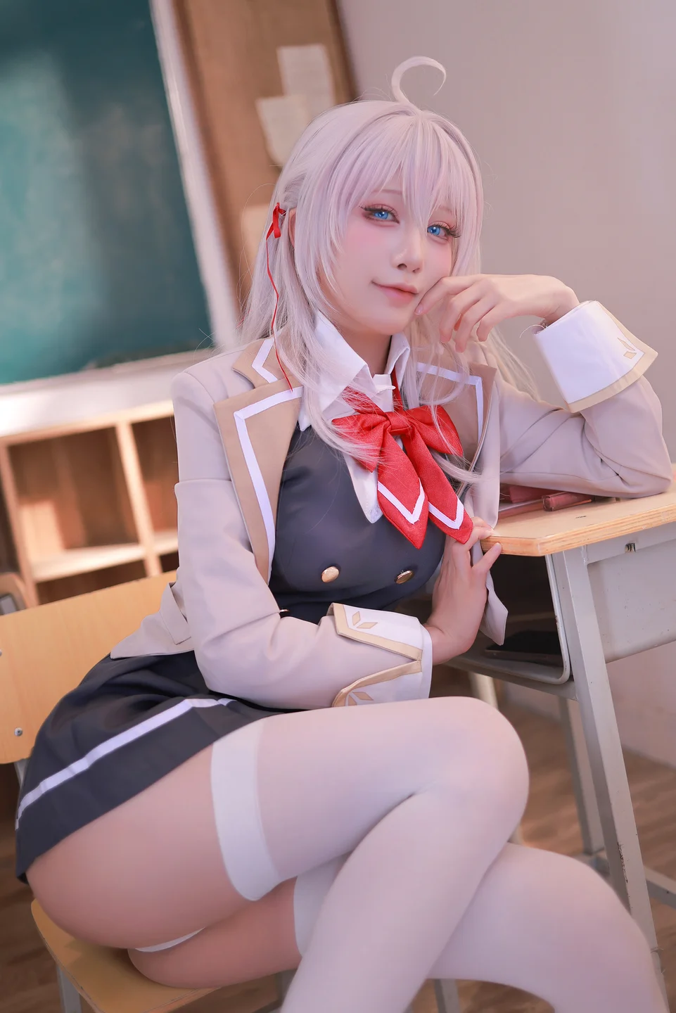 水淼aqua_Fantia2024年11月订阅_Alya_艾莉同学_91P tg@simisebaisi9.webp