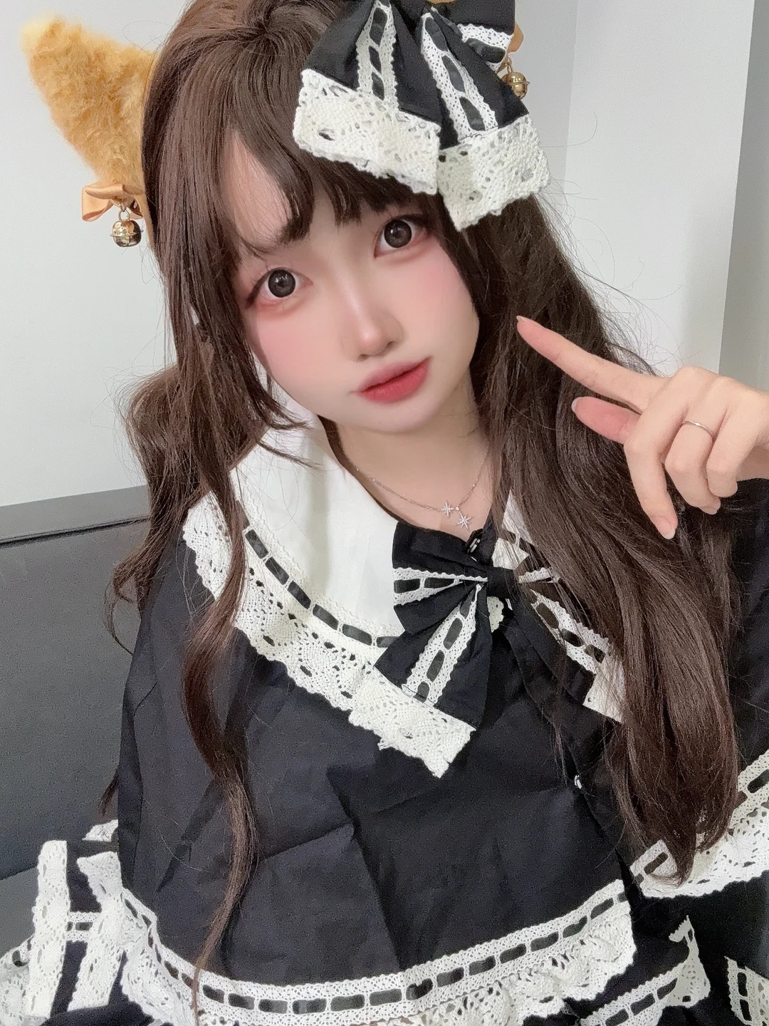 洛桑w伊梓 - 专属猫猫衬衫 [45P-232MB] 015.webp