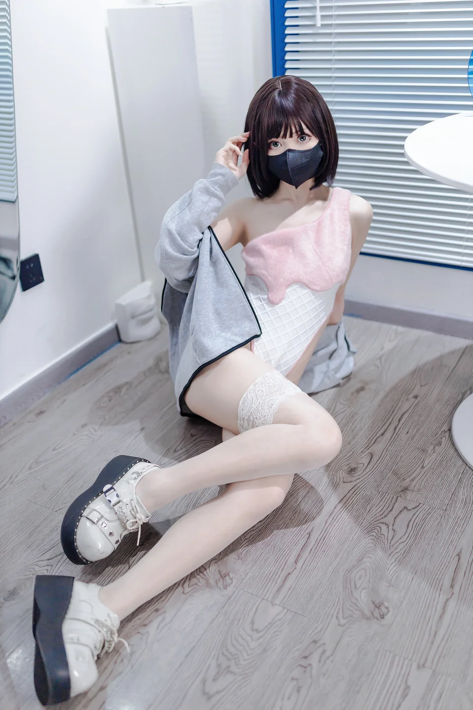 洛桑w伊梓 - No.019 甜筒 [40P-262MB] 020.webp