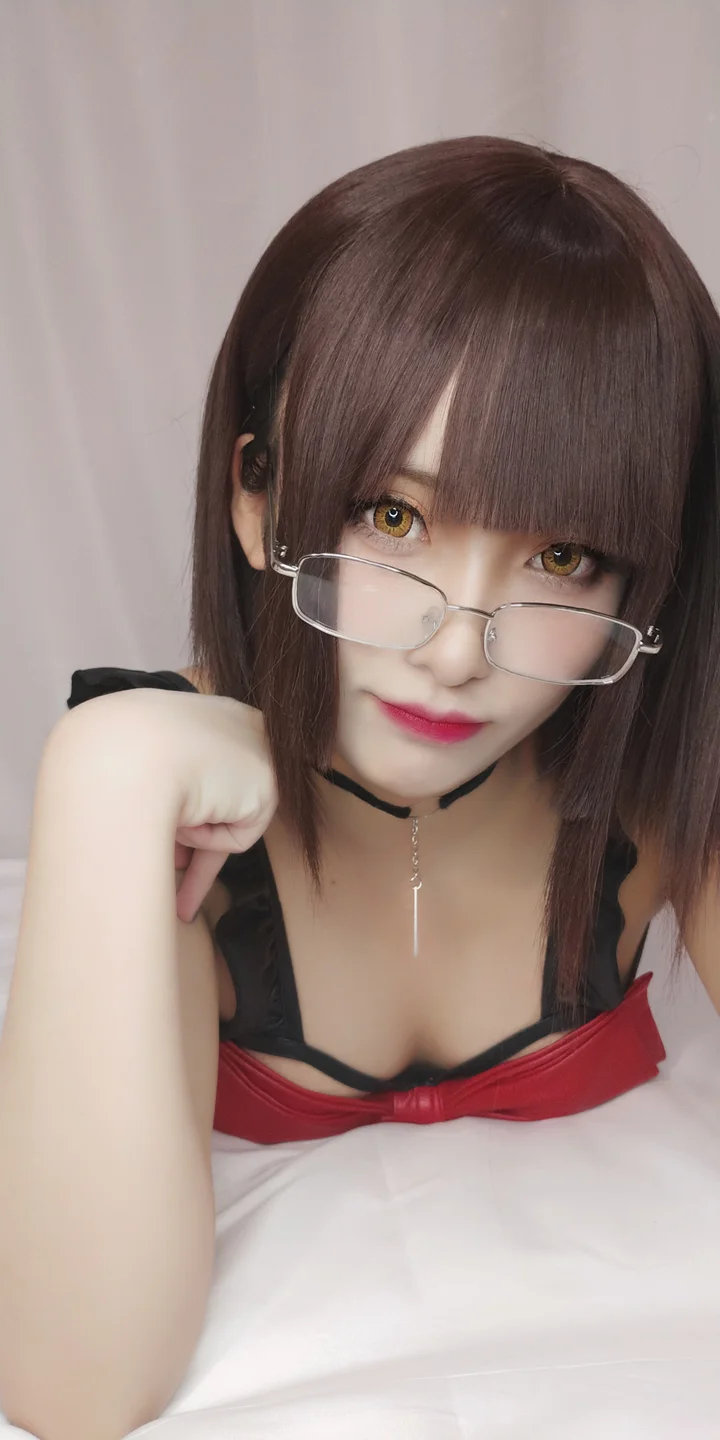 洛璃LoLiSAMA_No_069_–_红色蝴蝶的妹妹_99P7V_395MB 【丝足阁写真】001.webp