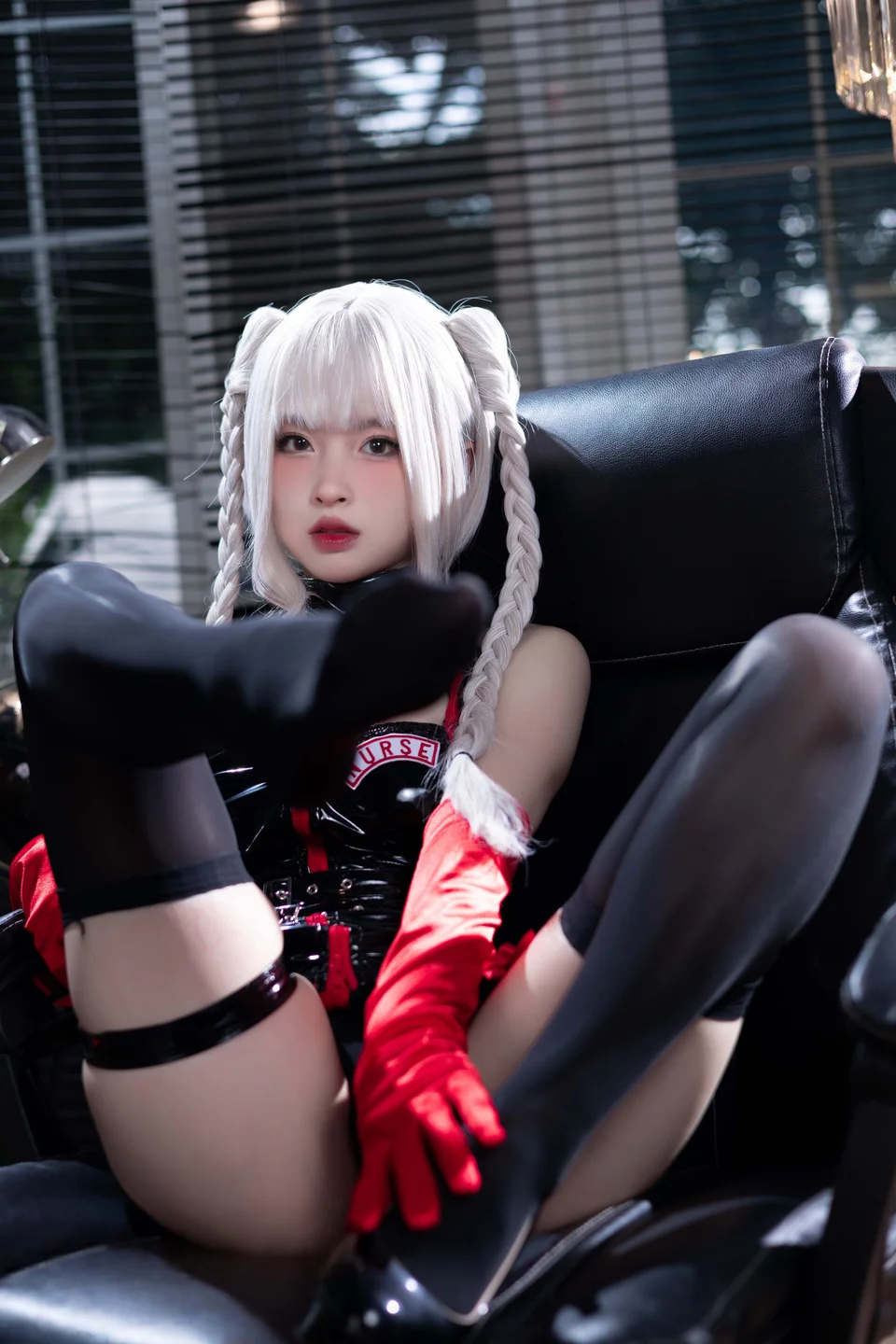 清水由乃 – 白发护士 [57P1V-332MB] 【丝足阁写真】025.webp