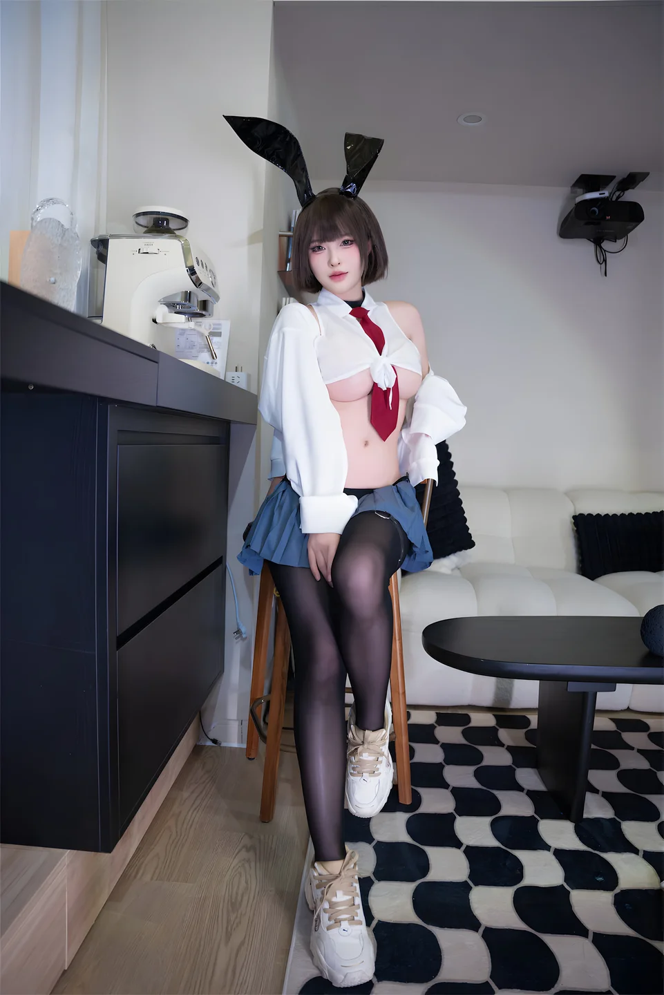 清水由乃 - JK兔女郎 [59P-490MB] 【丝足阁写真】004.webp