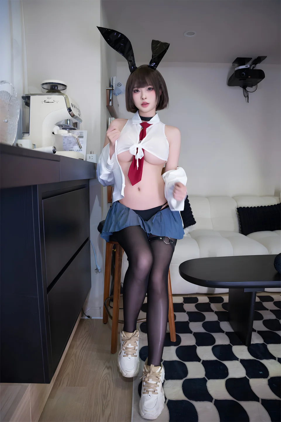 清水由乃 - JK兔女郎 [59P-490MB] 【丝足阁写真】005.webp