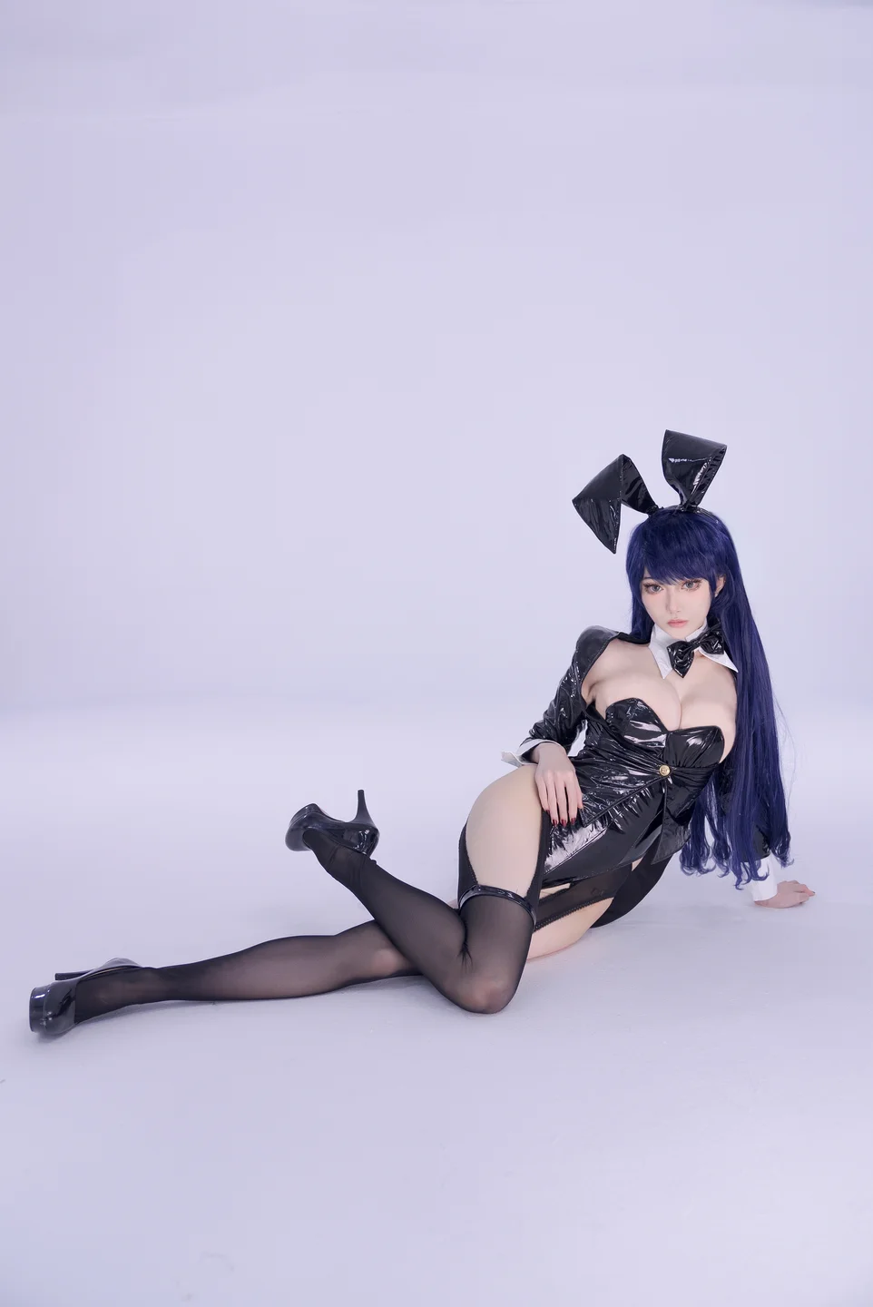 炭烤莉莉黑 - 更衣人偶 兔女郎 [50P] 20240919-131916(20).webp