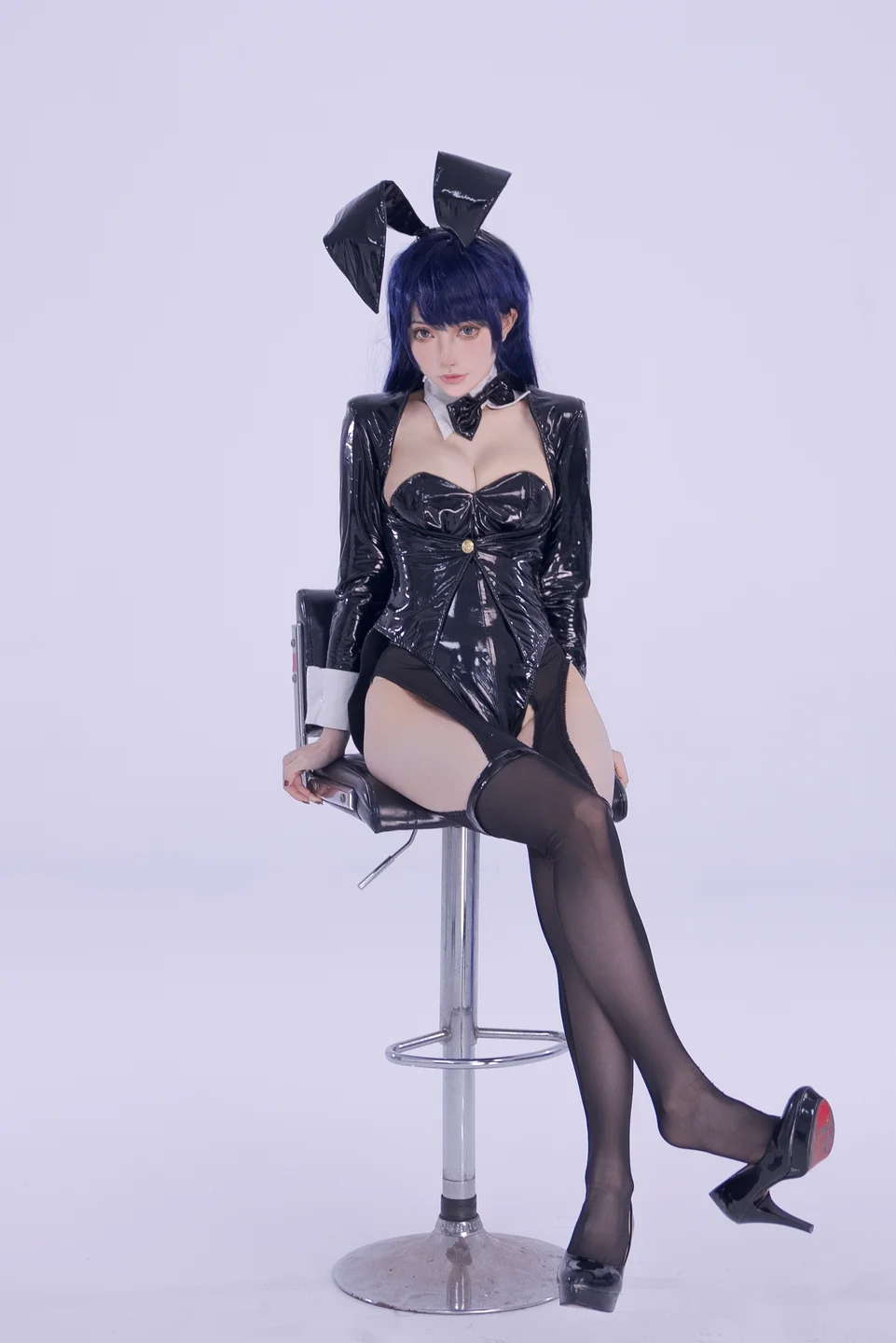 炭烤莉莉黑 - 更衣人偶 兔女郎 [50P] 20240919-131916(36).webp