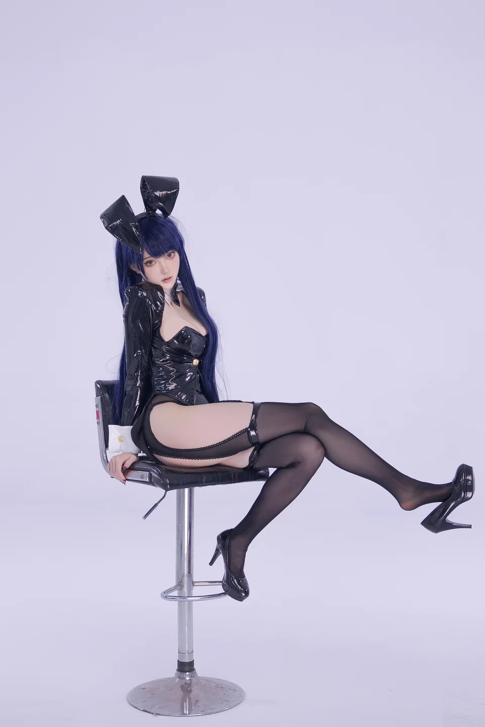 炭烤莉莉黑 - 更衣人偶 兔女郎 [50P] 20240919-131916(37).webp