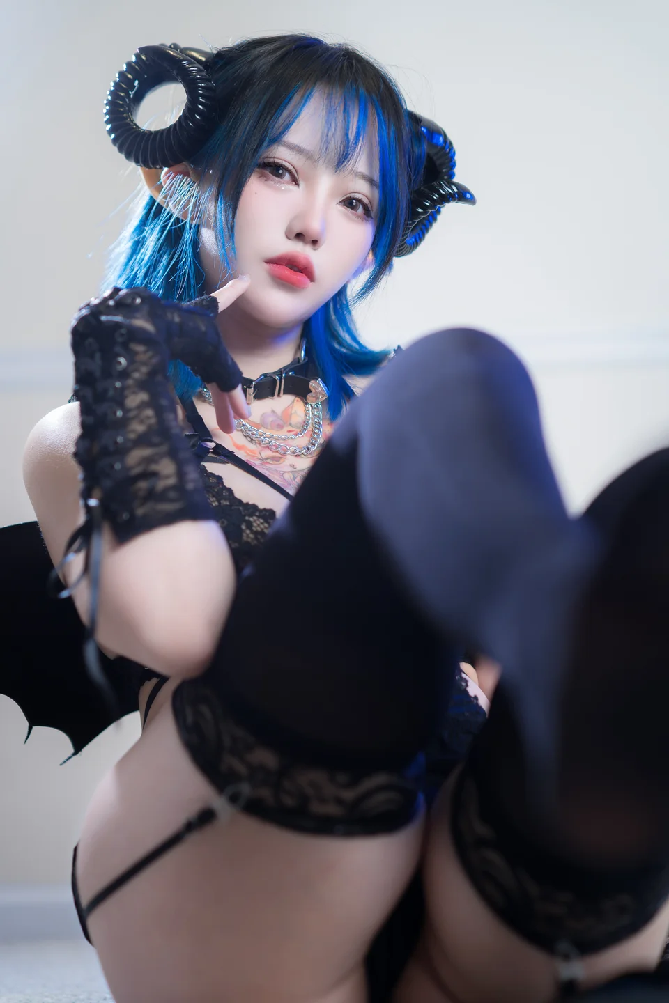 狐洛洛子 No.008 – 深蓝魅魔 [46P-600MB] TG@icoset013.webp