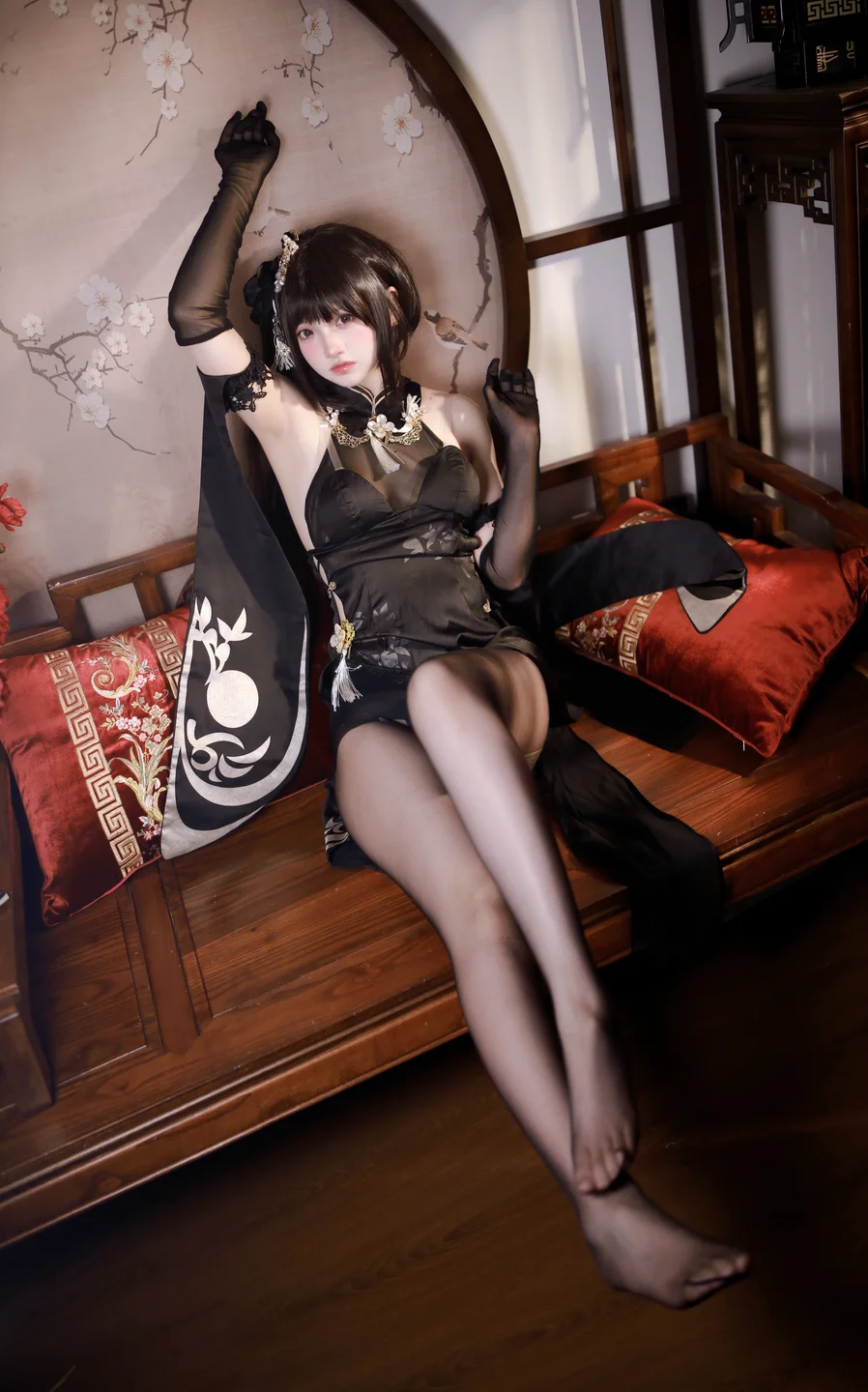 疯猫ss – 碧蓝航线 镇海 旗袍 [63P] TG@simisebaisi053.webp