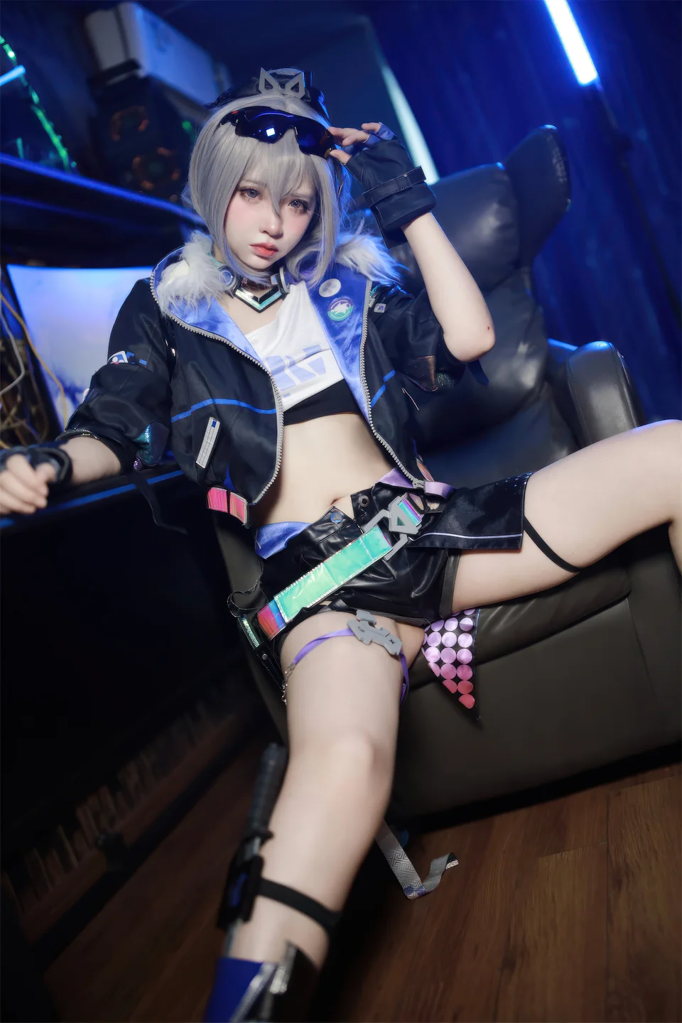 疯猫ss - 少女衣橱 银狼 [37P] tg@simisebaisi14.webp