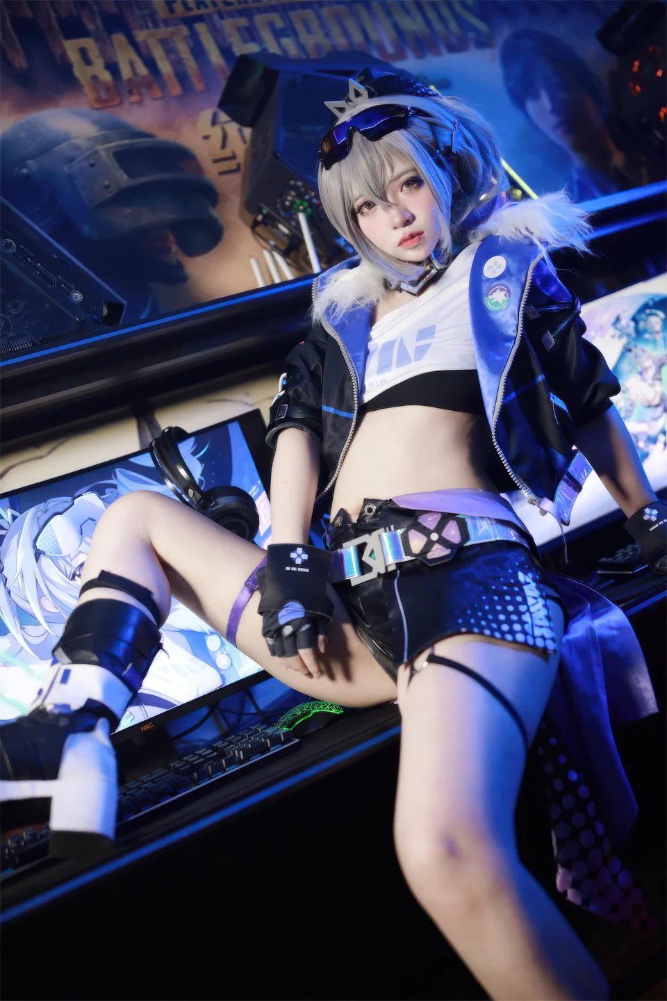 疯猫ss - 少女衣橱 银狼 [37P] tg@simisebaisi24.webp