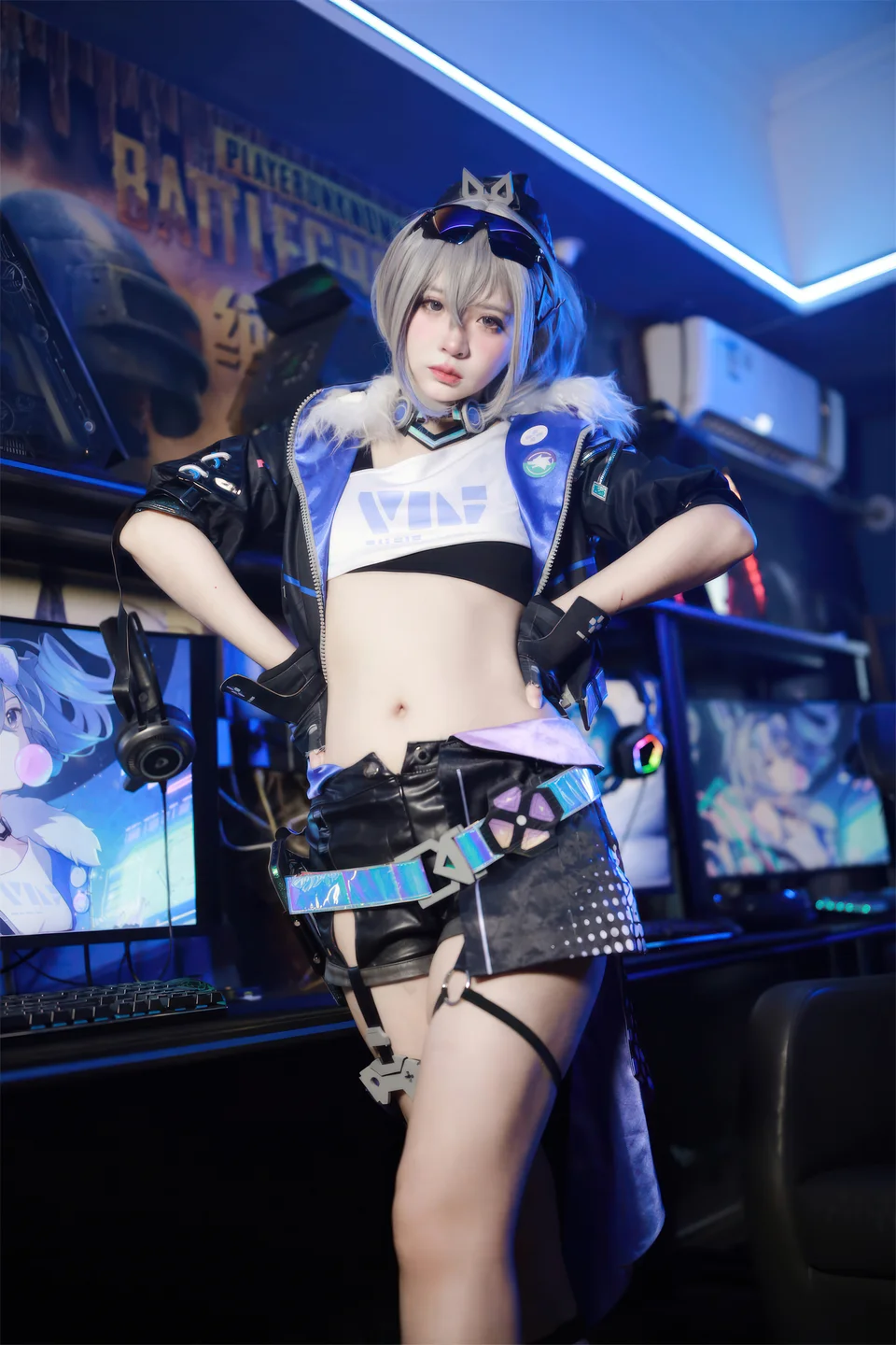 疯猫ss - 少女衣橱 银狼 [37P] tg@simisebaisi26.webp