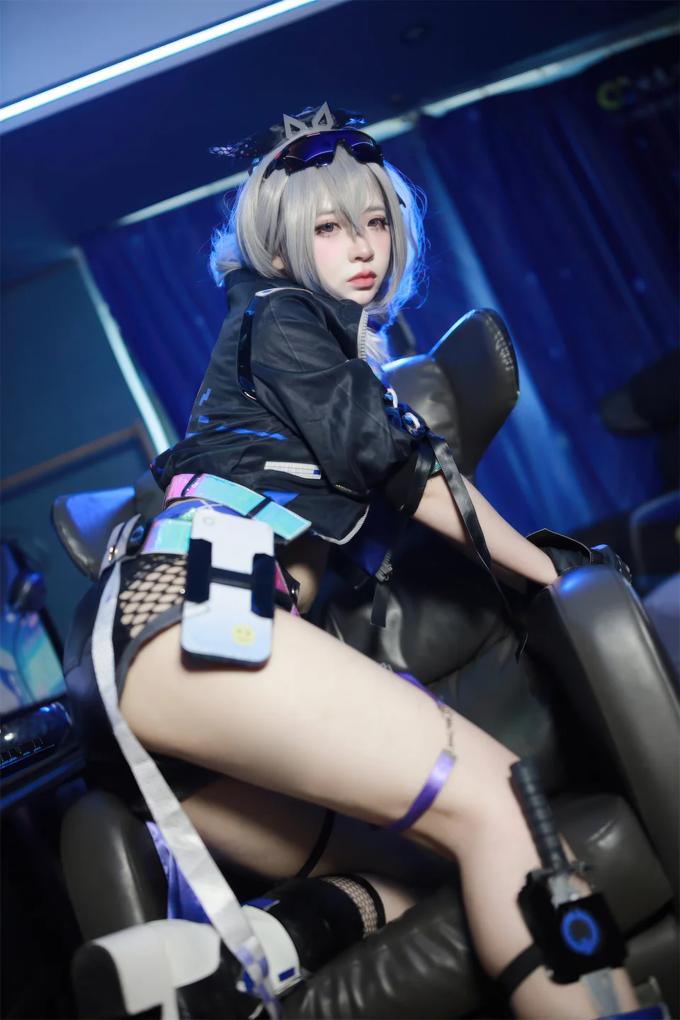 疯猫ss - 少女衣橱 银狼 [37P] tg@simisebaisi34.webp