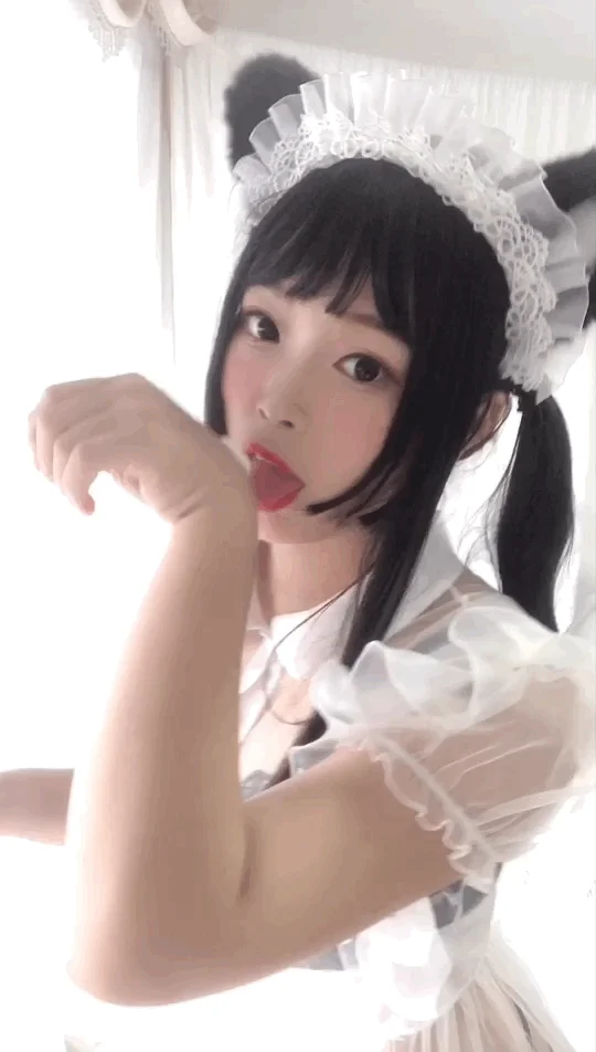 白烨妹纸 - 白猫透明女仆 [88P 8V] 20240913-163019(85).webp