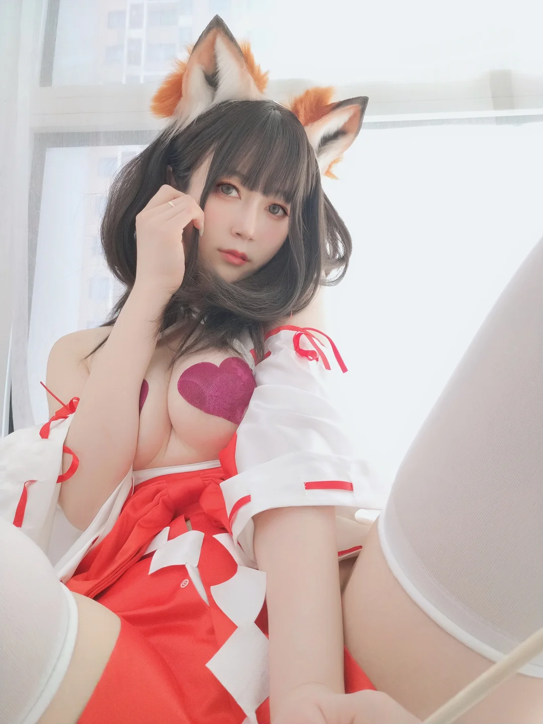 白银81 - 神社小狐狸 [93P,7V-597MB] 034.webp