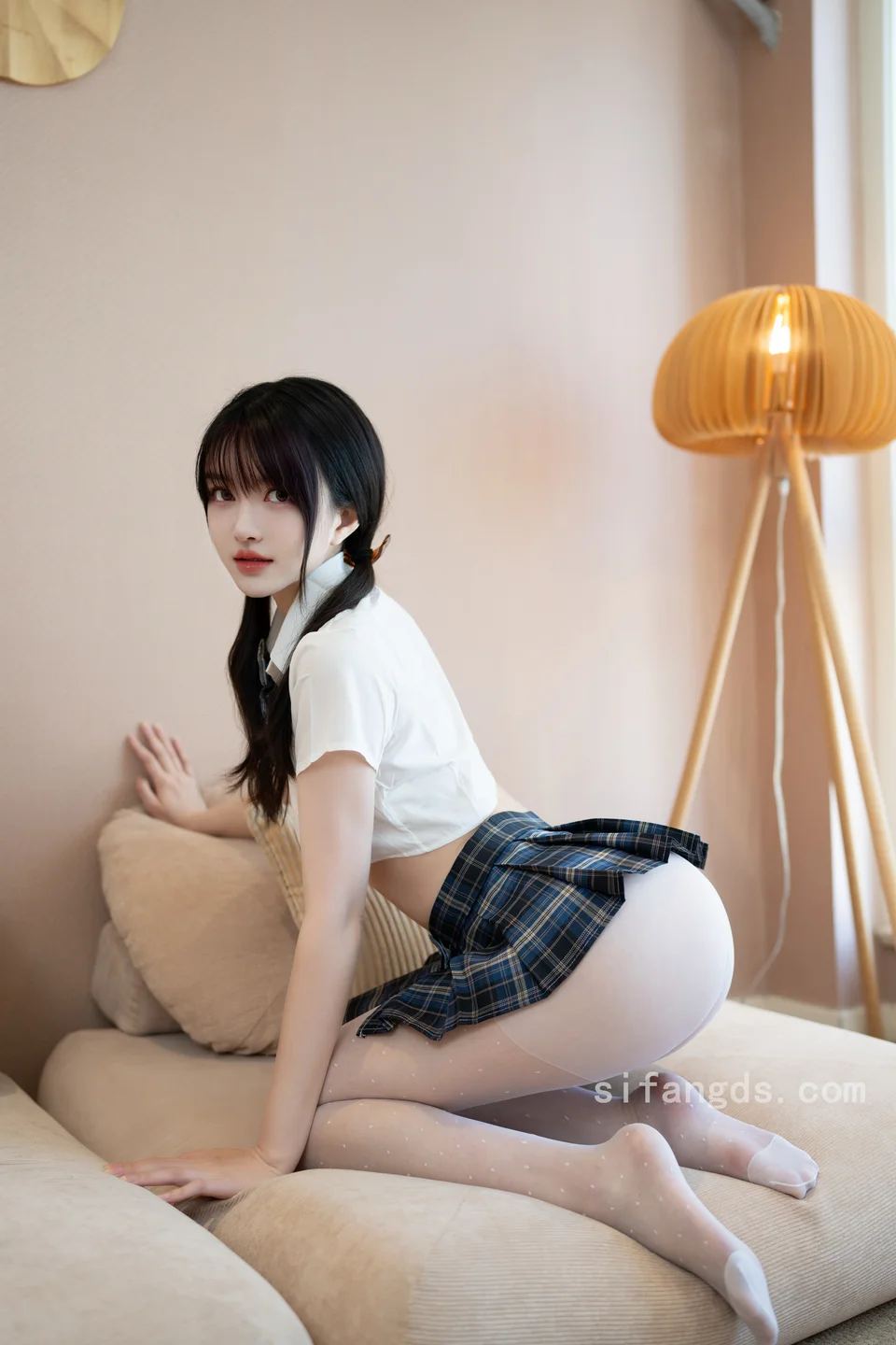 白露lulu - No.001 白丝JK [90P-1.53GB] 008.webp
