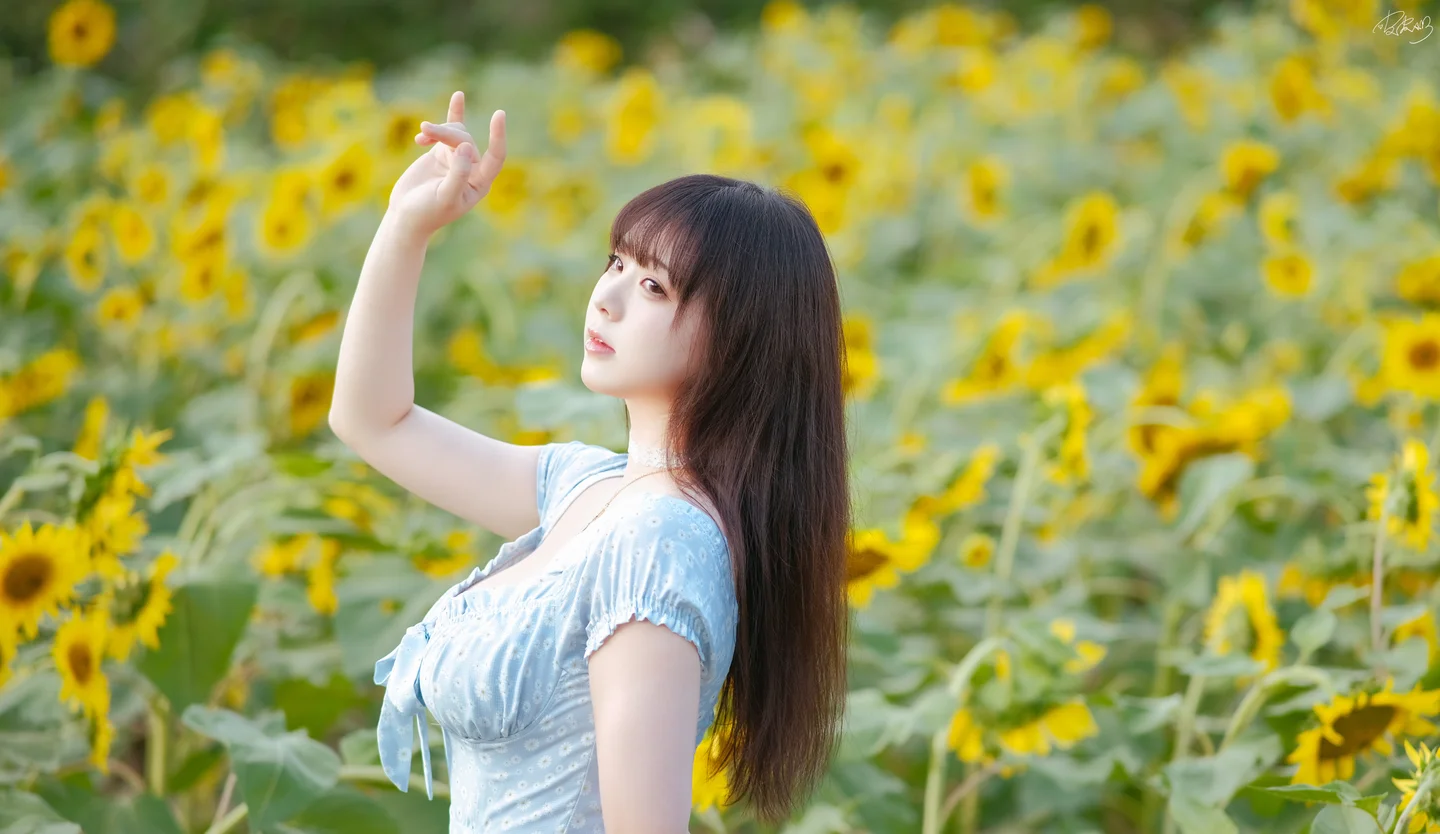 皮皮奶 – 彼女向日葵 [35P-260MB]