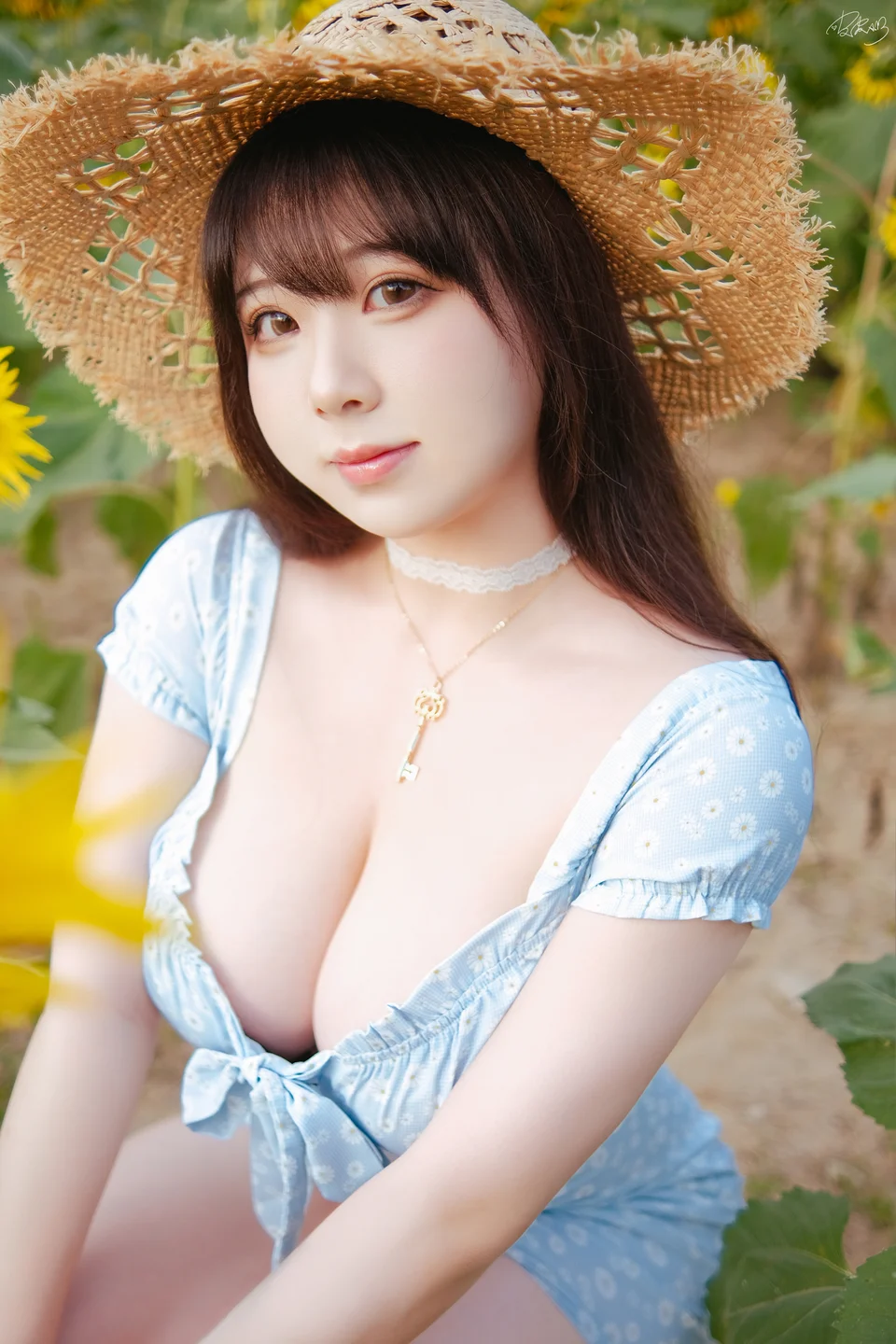 皮皮奶 – 彼女向日葵 [35P-260MB] 【丝足阁写真】008.webp