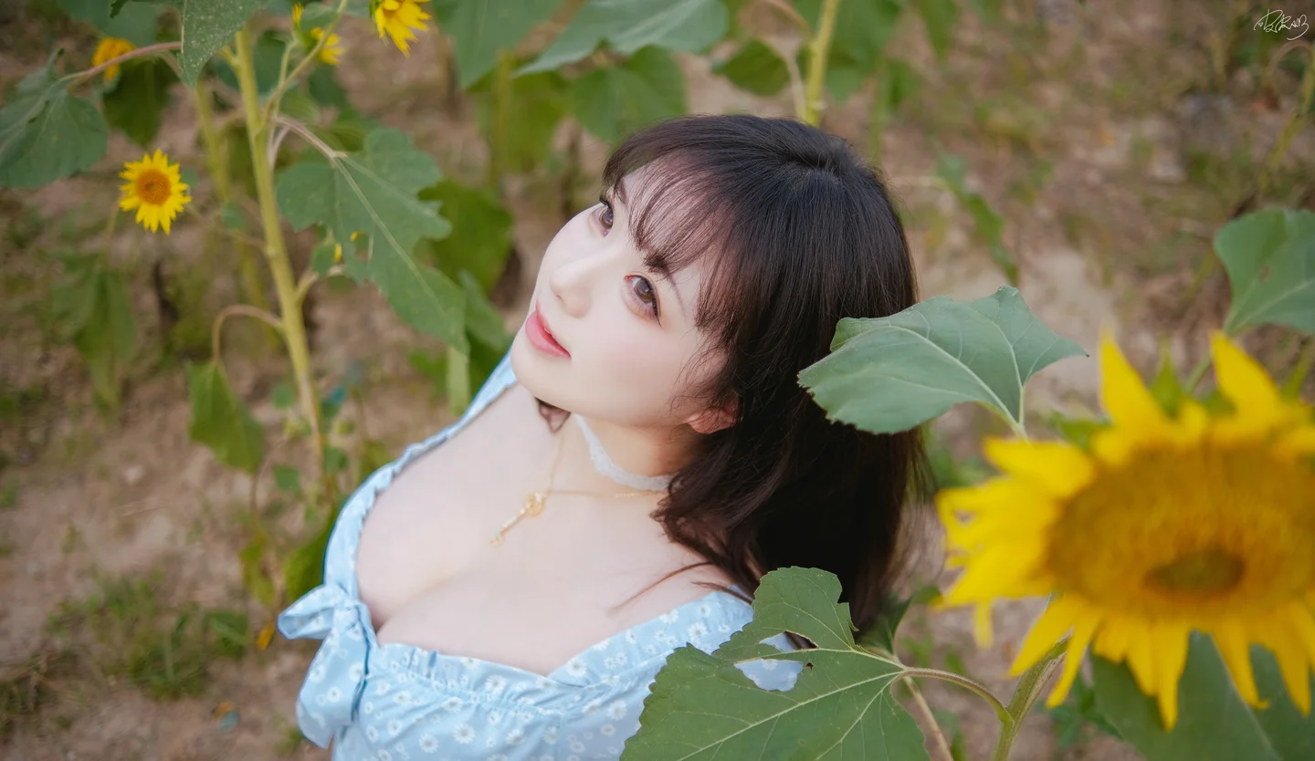 皮皮奶 – 彼女向日葵 [35P-260MB] 【丝足阁写真】025.webp