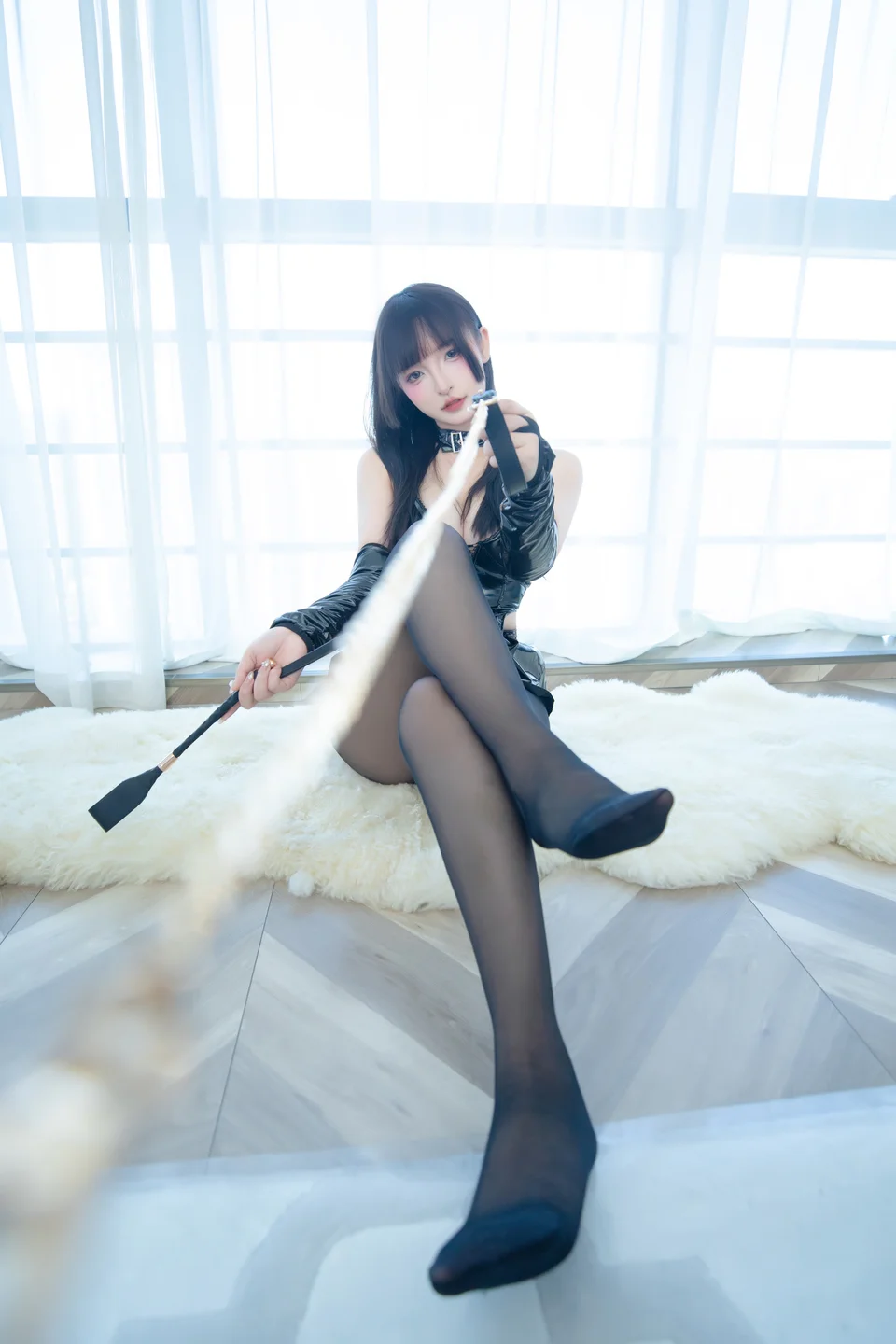 神楽坂真冬 - 美脚调教 [75P 2V] 20241022-135554(38).webp