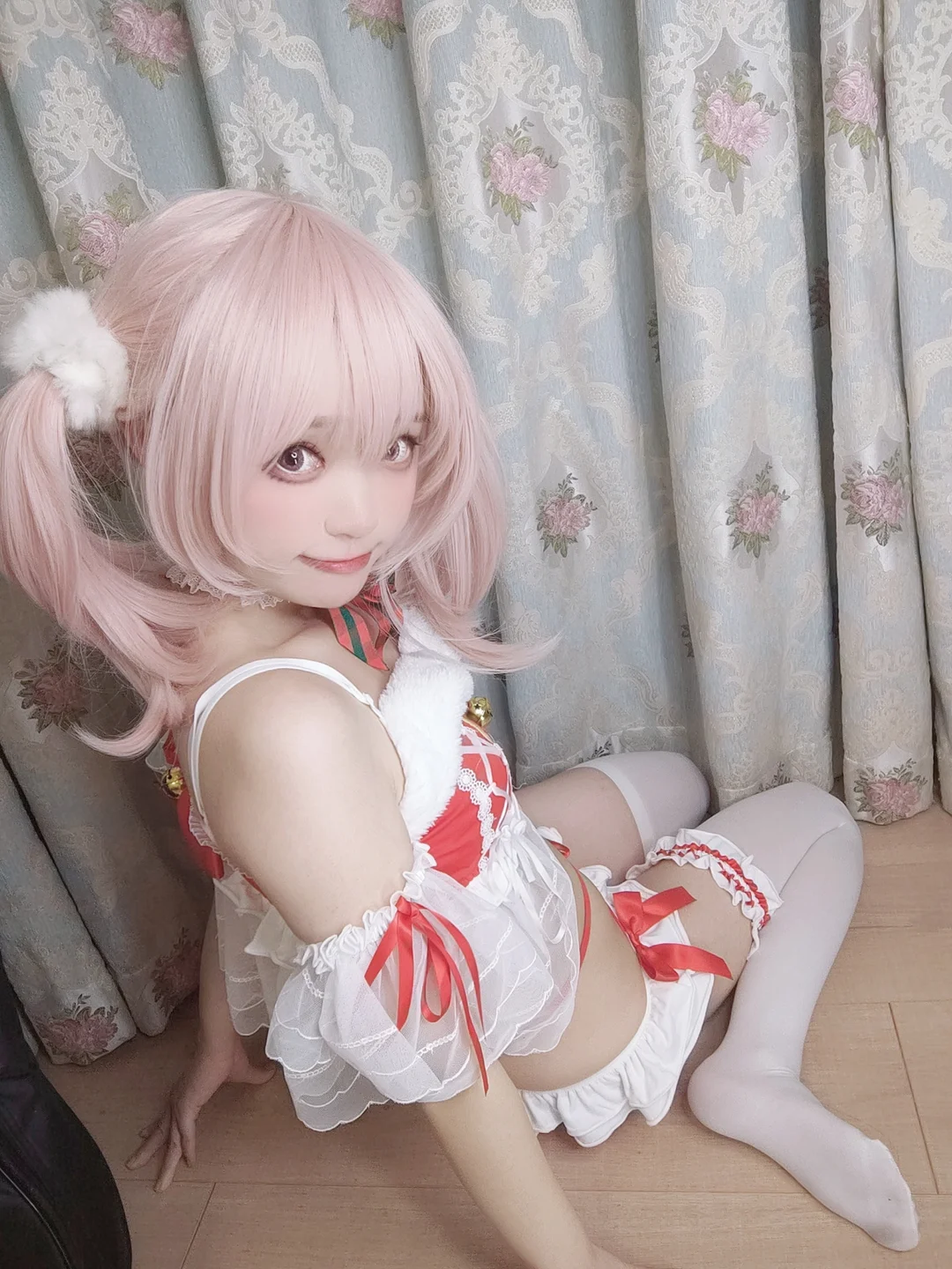 神沢永莉 - 平安夜红色分体式  【丝足阁写真】028.webp