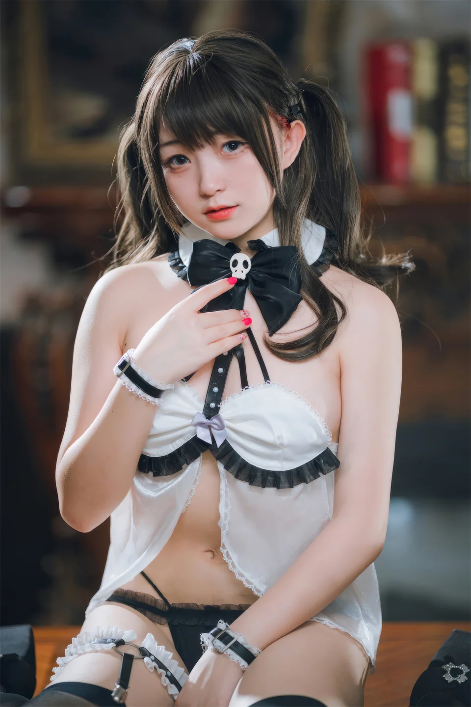 花铃 - 万圣节 小恶魔女仆 [82P] tg@simisebaisi70.webp