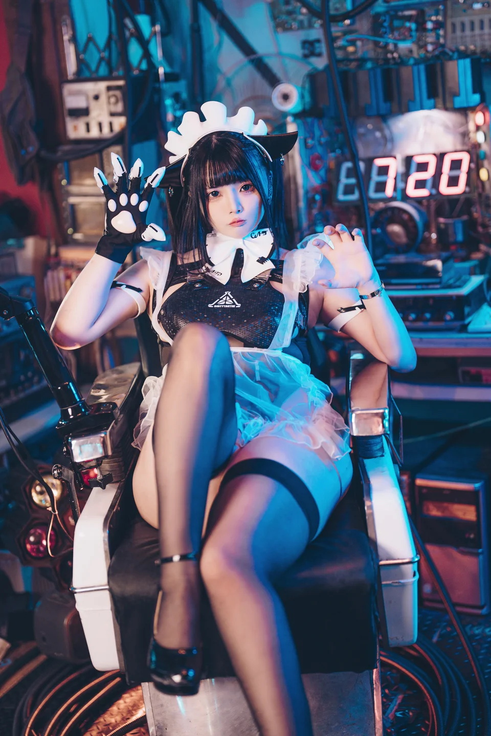 落落Raku – FutureTone [51P-565MB] 【丝足阁写真】008.webp