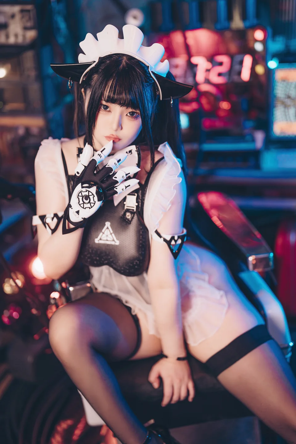 落落Raku – FutureTone [51P-565MB] 【丝足阁写真】010.webp