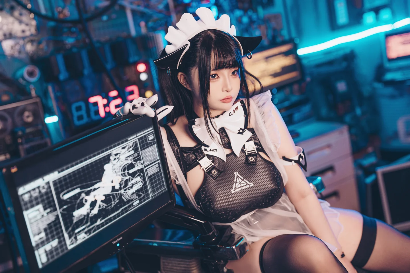 落落Raku – FutureTone [51P-565MB] 【丝足阁写真】016.webp