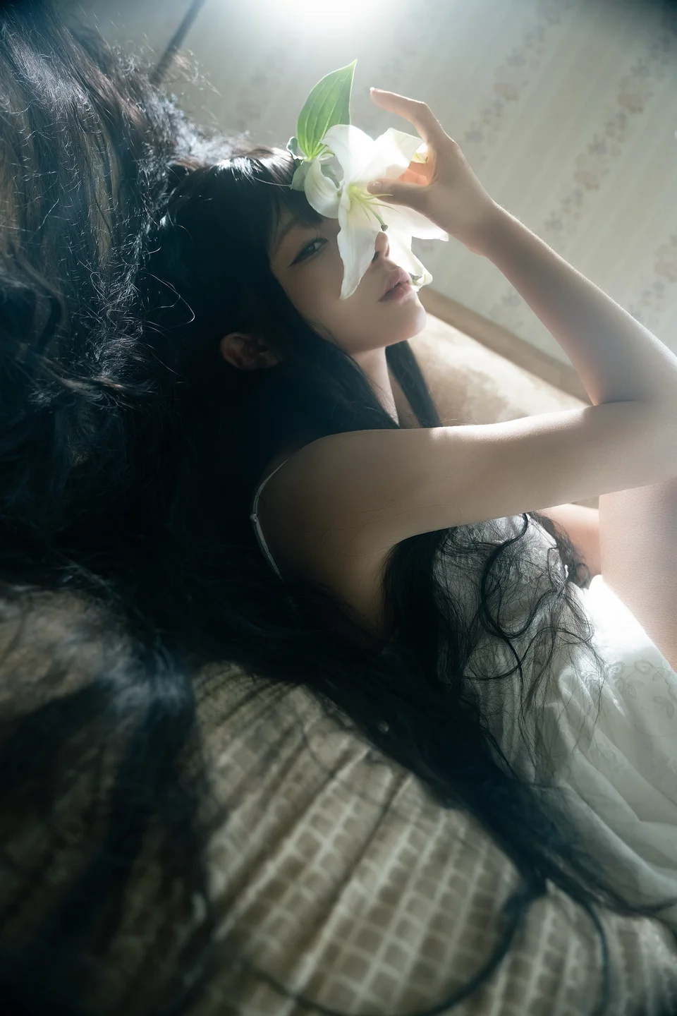 蠢沫沫 – 2024年会员 白吊带 [36P] TG@simisebaisi003.webp