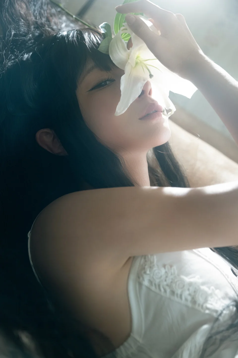 蠢沫沫 – 2024年会员 白吊带 [36P] TG@simisebaisi036.webp