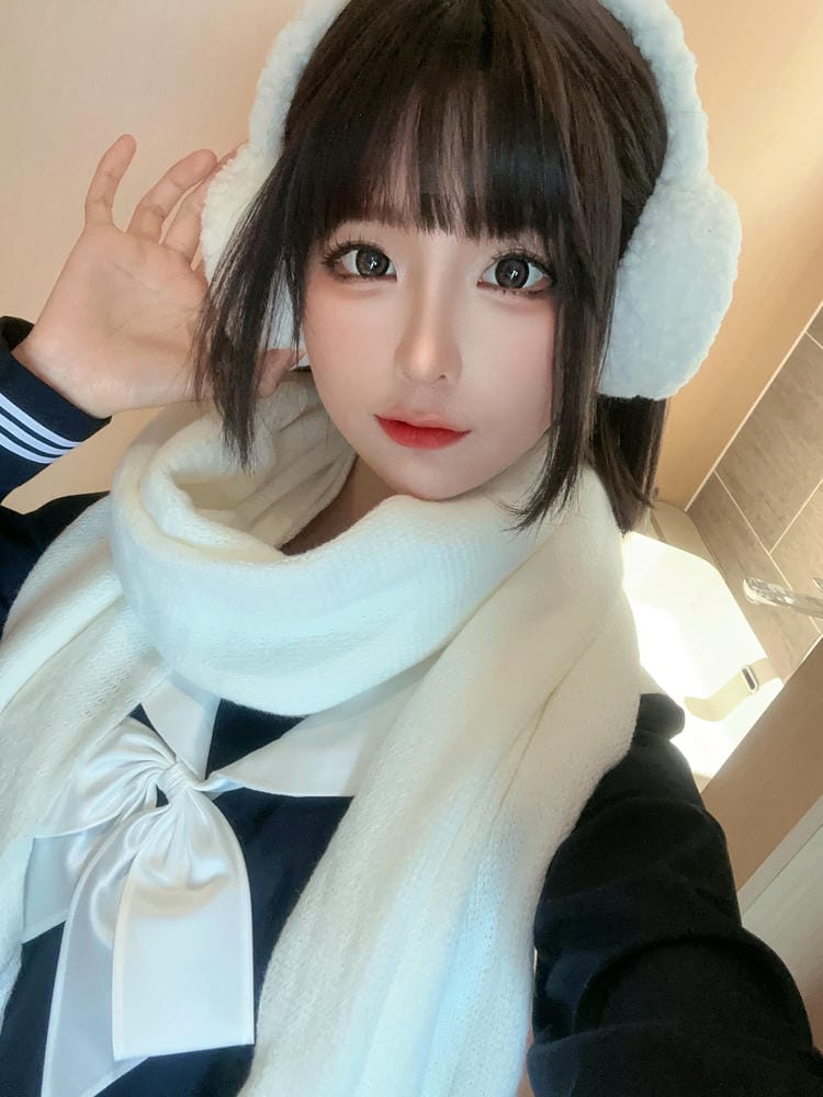 蠢沫沫 朋友圈 自拍 06950f3235bee5ebe5b144a266a5ecc1.jpg