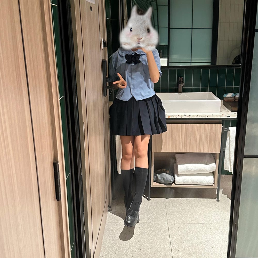 蠢沫沫 朋友圈 自拍 微信图片_2023052000561634.jpg